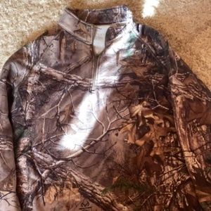 Men’s camo sweater